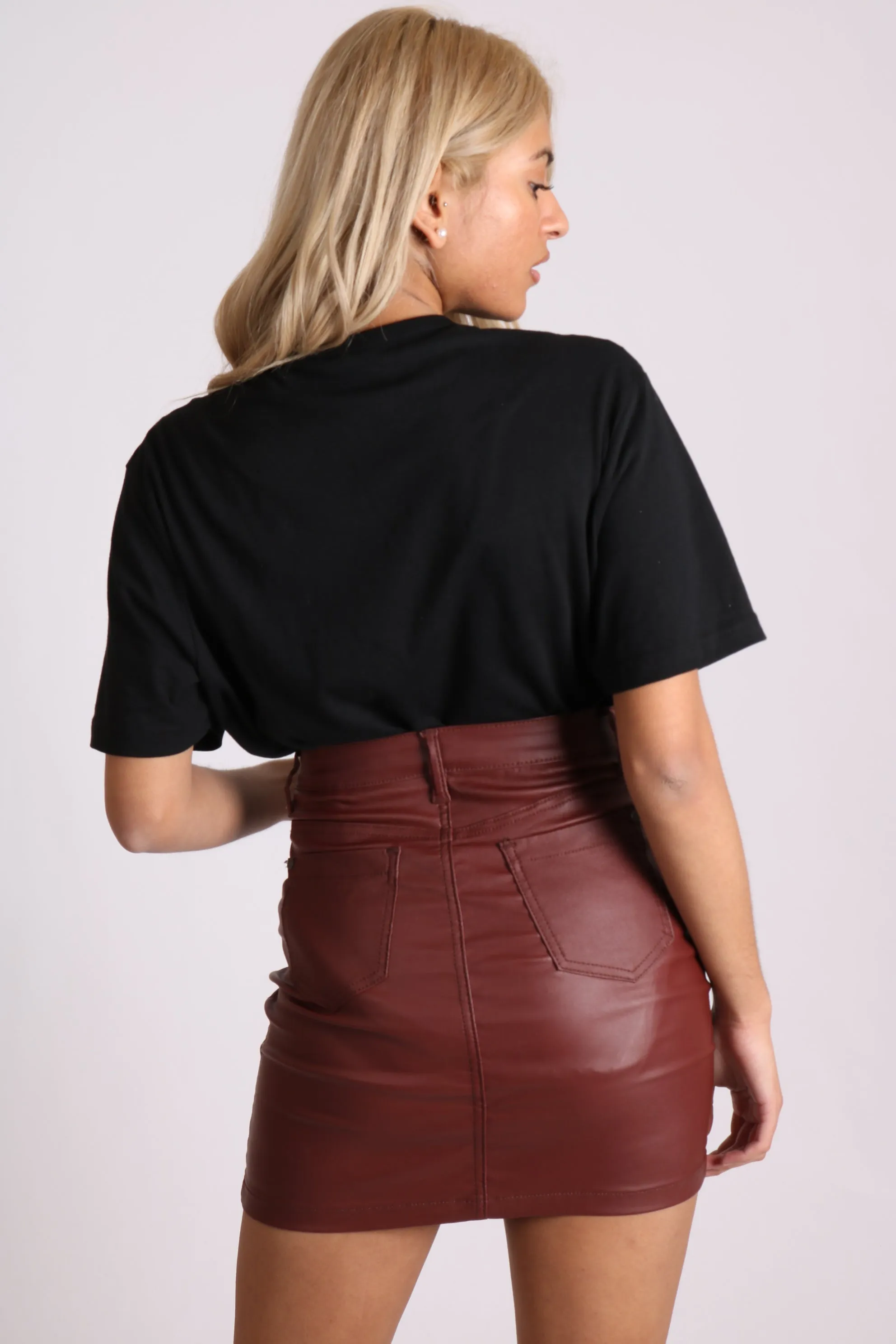 Coated Pu Mini Skirt In Burgundy