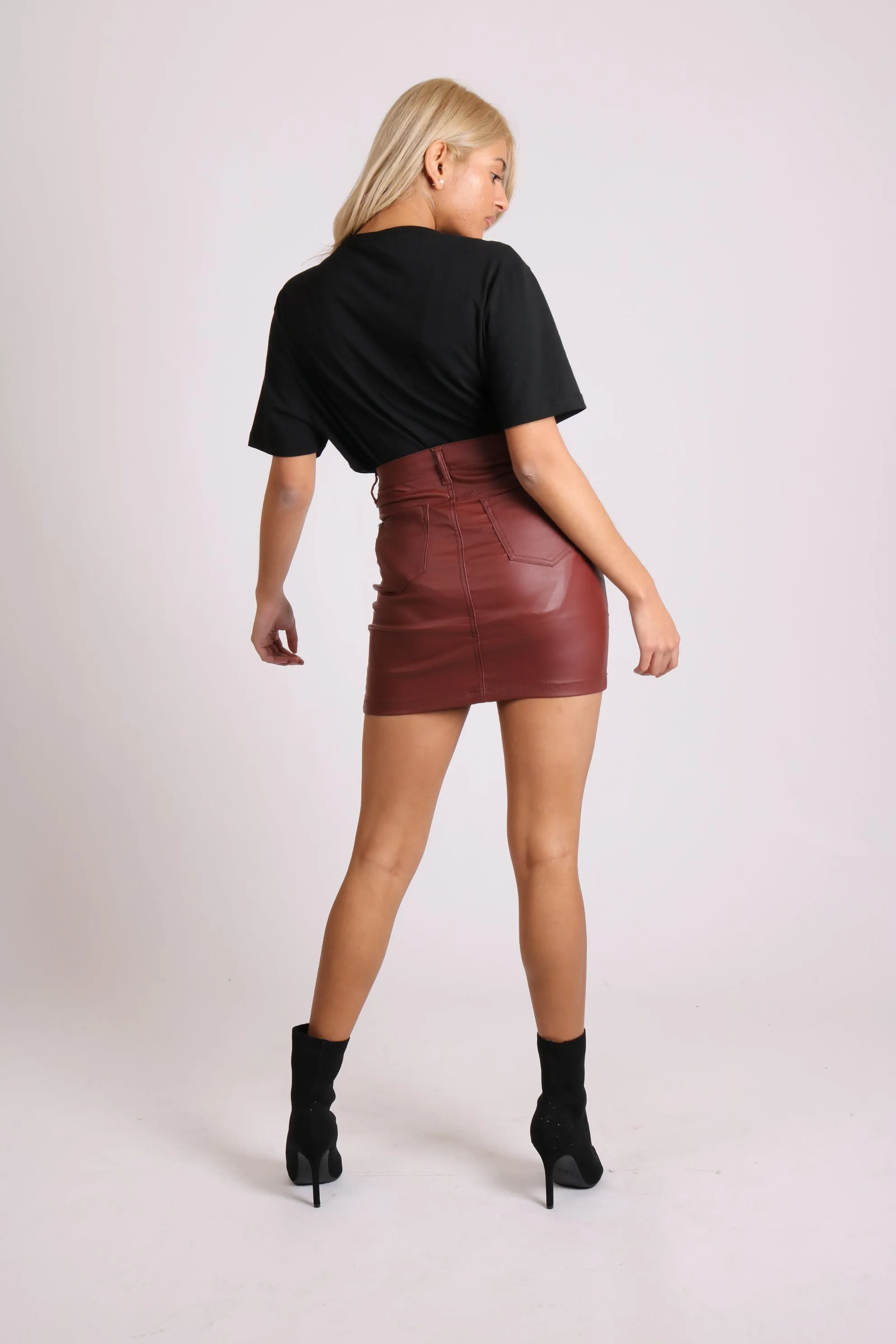 Coated Pu Mini Skirt In Burgundy