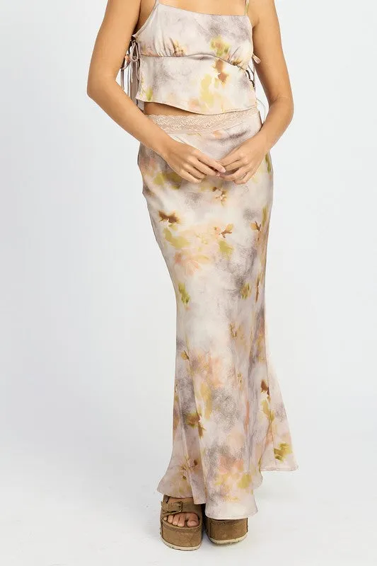 FLORAL PRINTED SATIN MAXI SKIRT